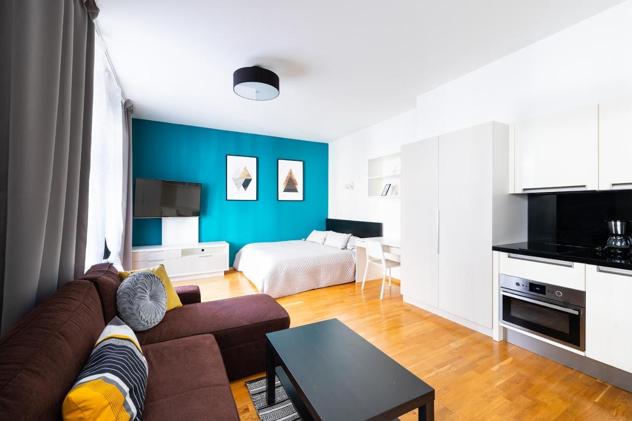 Boheme Apartments Charle'S Square ปราก ภายนอก รูปภาพ